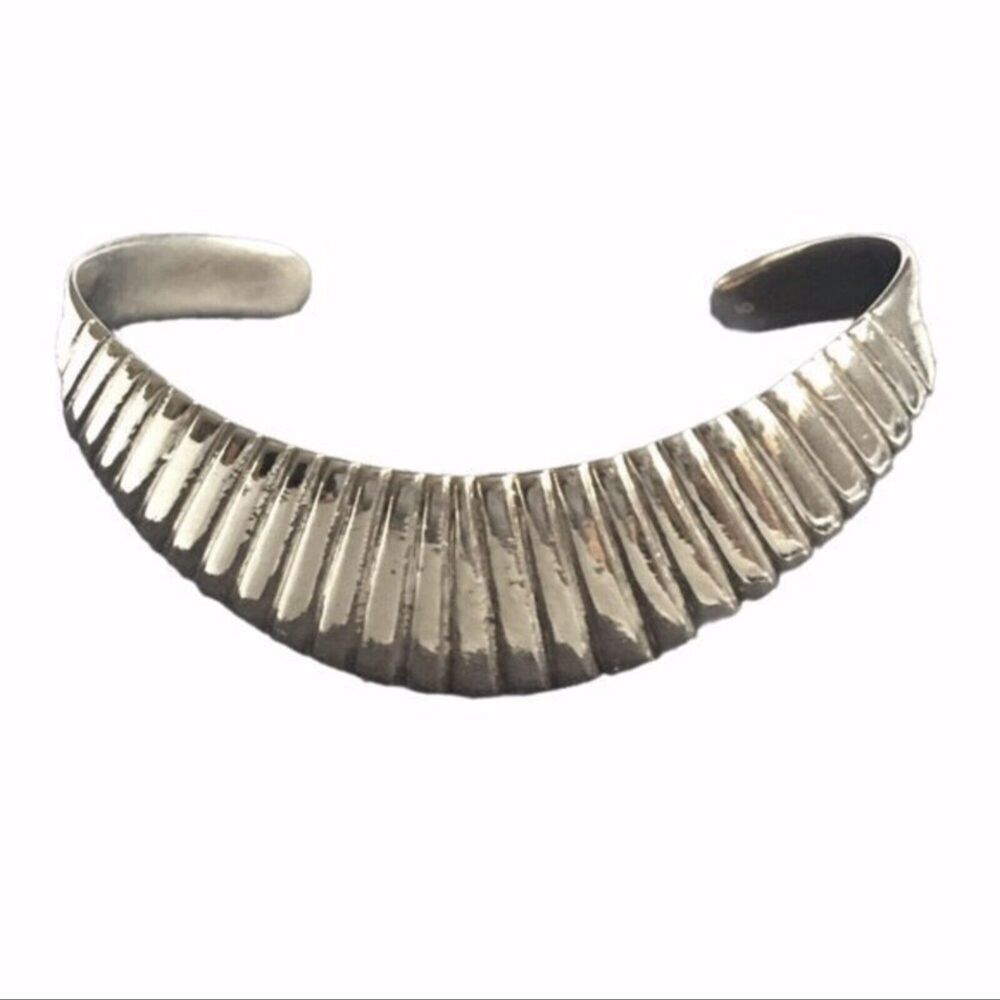 Vintage Armadillo Bracelet Silver Plated Ribbed Scalloped Cuff Signed HS